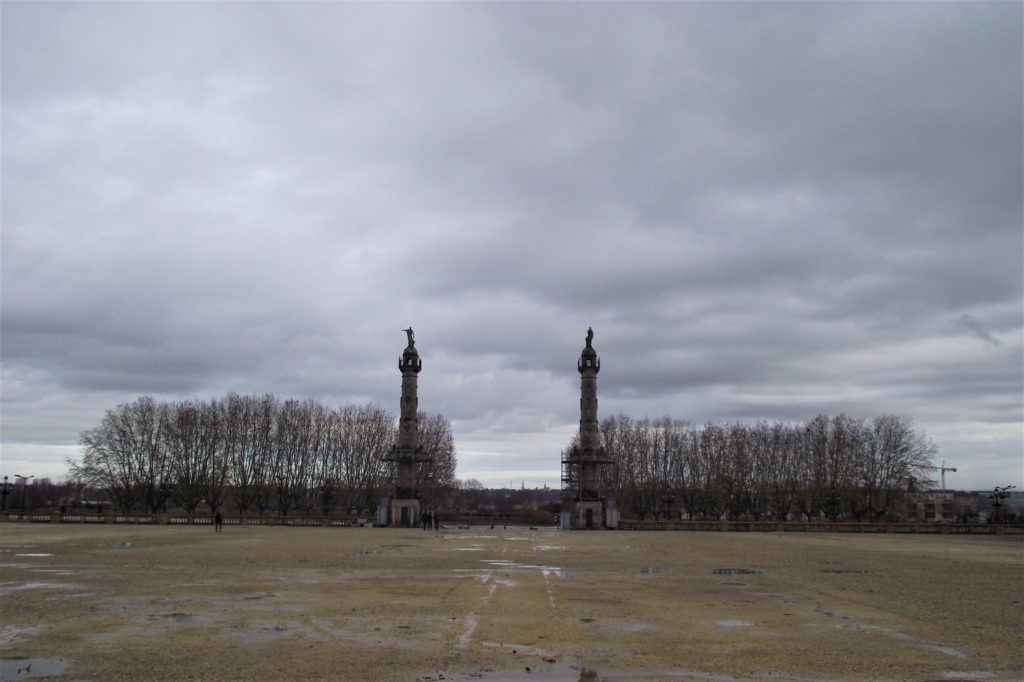 Les Colonnes Rostrales